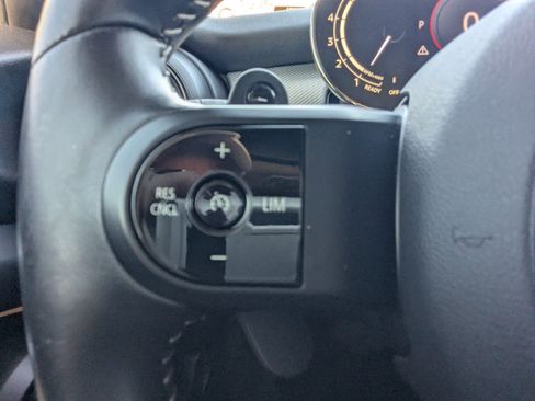 Used 2022 MINI Cooper S image 29