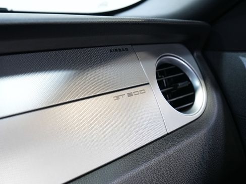 Used 2013 Ford Mustang Shelby GT500 image 42