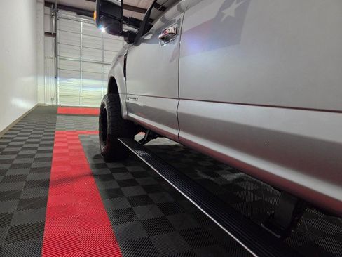 Used 2020 Ford F350 Platinum w/ FX4 Off-Road Package image 28