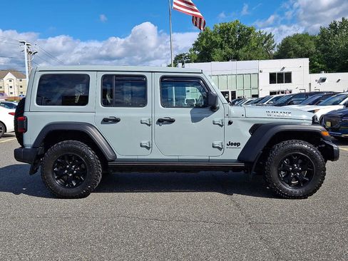 Used 2023 Jeep Wrangler Unlimited Sport AWD/4WD image 7