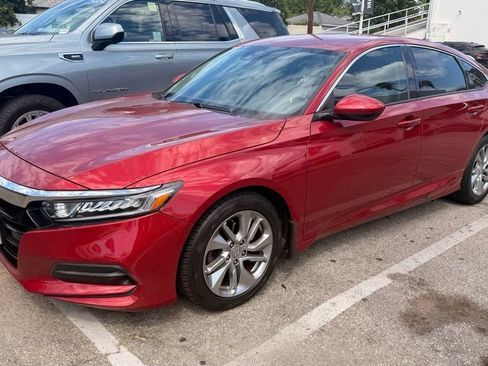 Used 2020 Honda Accord LX image 2