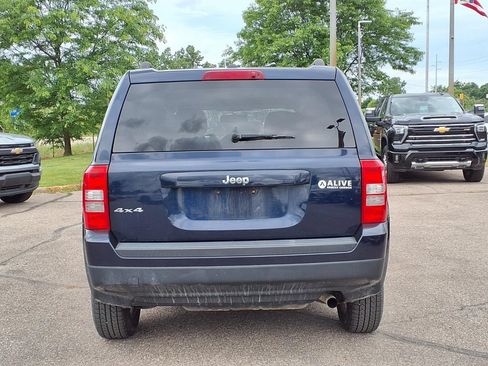 Used 2017 Jeep Patriot Sport w/ Power Value Group AWD/4WD image 5