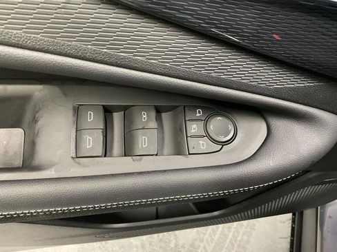 New 2025 Chevrolet Blazer EV LT image 10