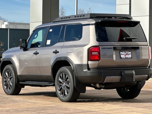 New 2026 Toyota Land Cruiser image 6