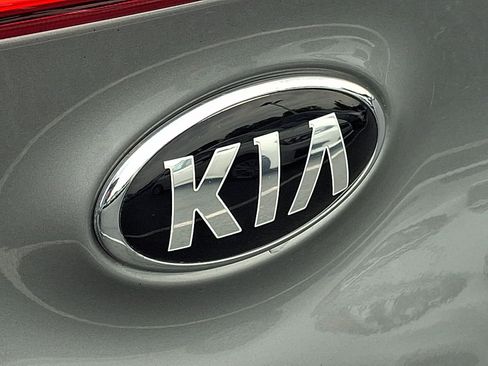 Used 2020 Kia Sportage LX AWD/4WD image 29