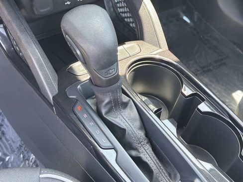 Used 2023 Chevrolet TrailBlazer LS FWD image 11