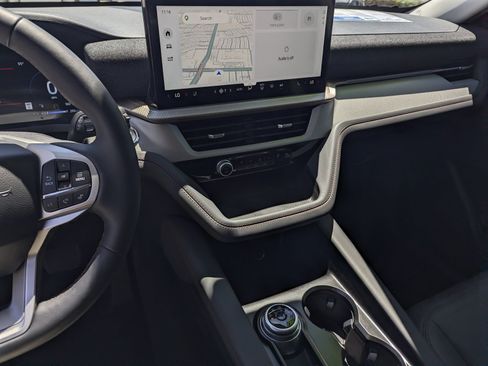 New 2026 Ford Explorer Active w/ Active Comfort Package RWD image 11