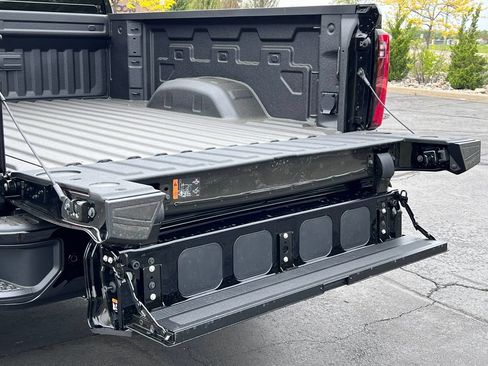 New 2026 GMC Sierra 2500 Denali w/ Denali Reserve Package AWD/4WD image 15