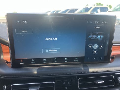 Used 2021 Lincoln Nautilus Reserve w/ Monochromatic Package AWD/4WD image 29
