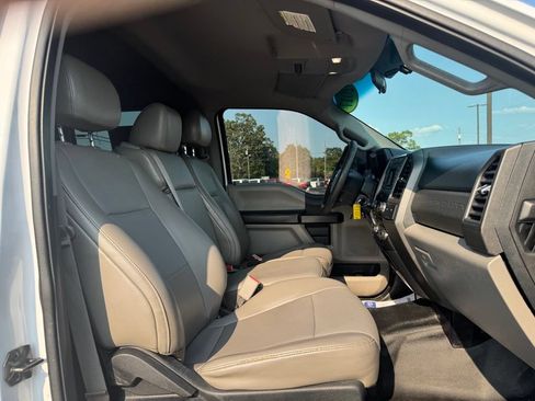 Used 2017 Ford F250 XL w/ Power Equipment Group AWD/4WD image 16