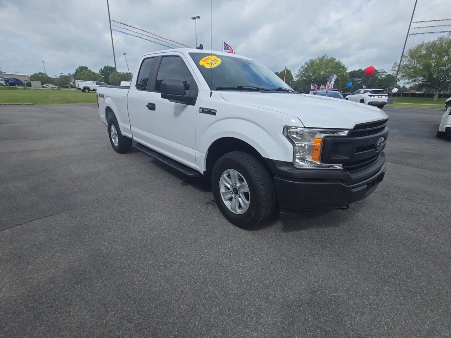 Used 2020 Ford F150 XL w/ Equipment Group 101A Mid AWD/4WD image 4