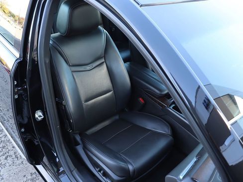 Used 2019 Cadillac XTS Luxury image 32