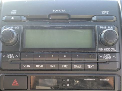 Used 2012 Toyota Tacoma Base image 27