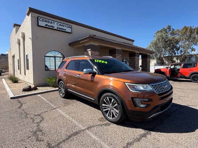 Used 2017 Ford Explorer Platinum AWD/4WD image 1