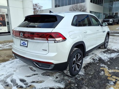New 2026 Volkswagen Atlas Cross Sport SE AWD/4WD image 7