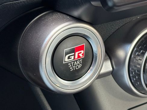 Used 2024 Toyota GR86 Premium image 23