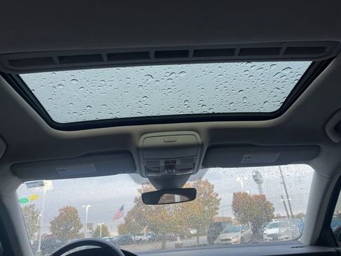 Used 2022 Volkswagen Passat 2.0T SE image 16