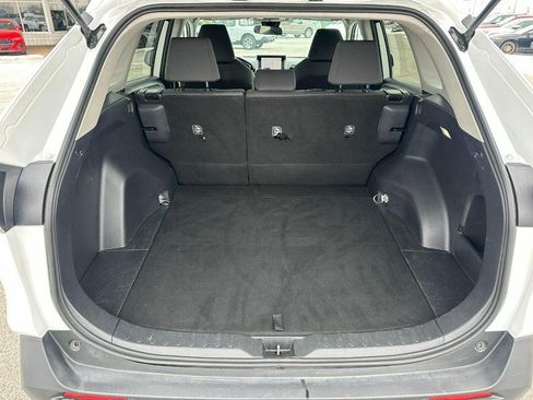 Used 2024 Toyota RAV4 XLE image 5