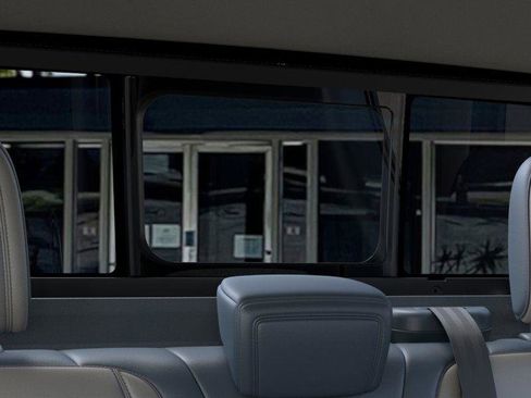 New 2025 Ford Maverick Lariat w/ 4K Tow Package image 24