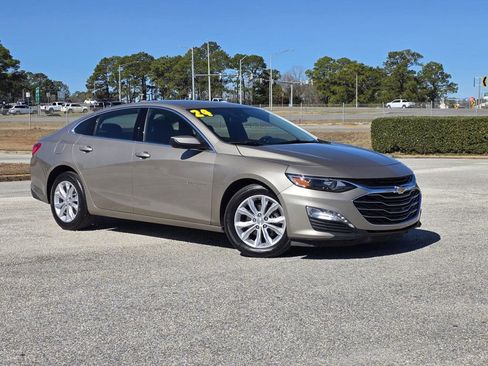 Used 2024 Chevrolet Malibu LT image 1