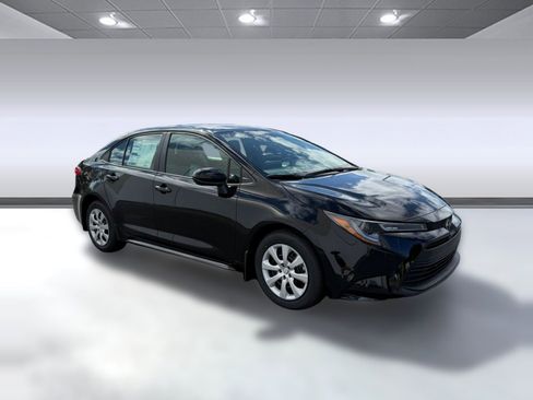 Certified 2026 Toyota Corolla LE FWD image 7