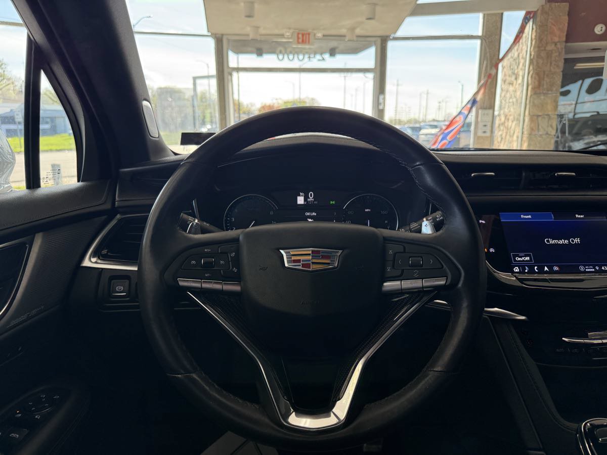 Used 2023 Cadillac XT6 Sport AWD/4WD image 49