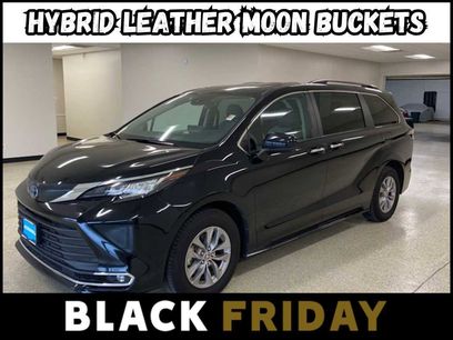 Used 2023 Toyota Sienna XLE