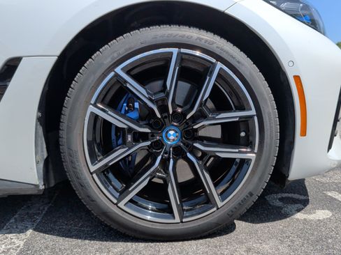Used 2023 BMW i4 eDrive40 w/ M Sport Package RWD image 14