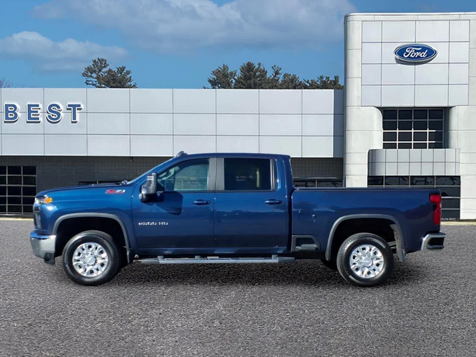 Used 2020 Chevrolet Silverado 2500 LT w/ All Star Edition AWD/4WD image 2