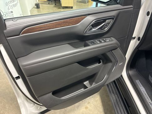 Used 2022 Chevrolet Suburban High Country w/ Max Trailering Package image 6