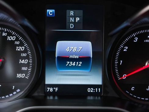 Used 2019 Mercedes-Benz GLC 300 w/ Premium Package image 20