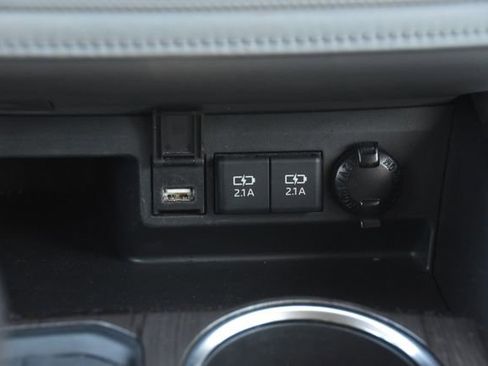 Used 2021 Toyota Highlander Platinum image 40