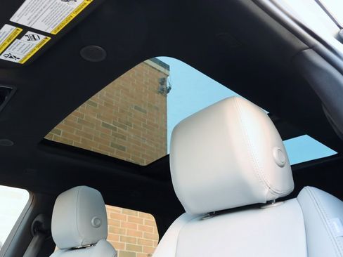 Used 2026 Land Rover Range Rover Evoque S image 14