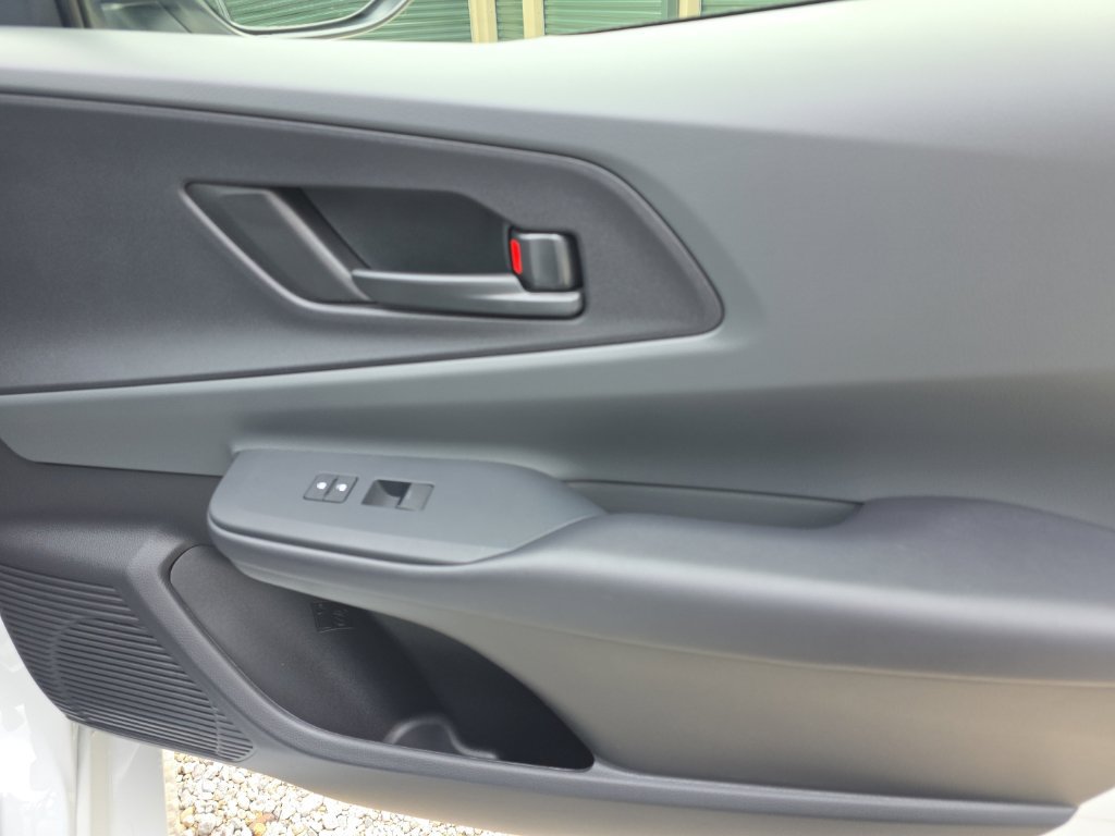 Certified 2026 Toyota Prius LE FWD image 19