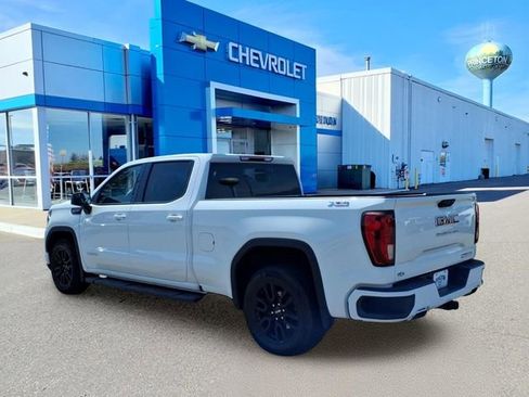 Used 2023 GMC Sierra 1500 Elevation w/ X31 Off-Road Package AWD/4WD image 6