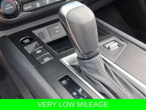 Used 2026 Nissan Kicks SV w/ SV Premium Package AWD/4WD image 19