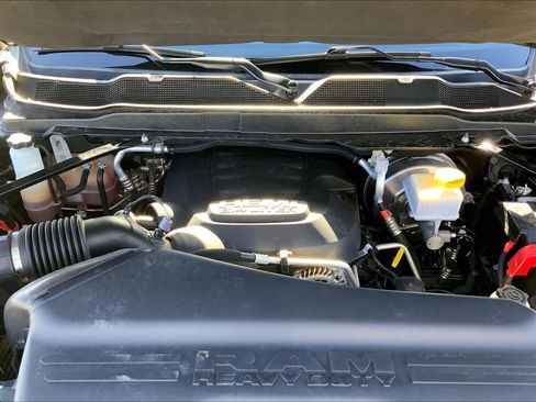 Used 2022 RAM 2500 Limited w/ Night Edition image 31