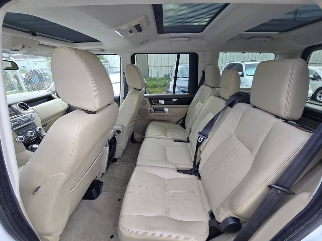 Used 2013 Land Rover LR4 HSE AWD/4WD image 17