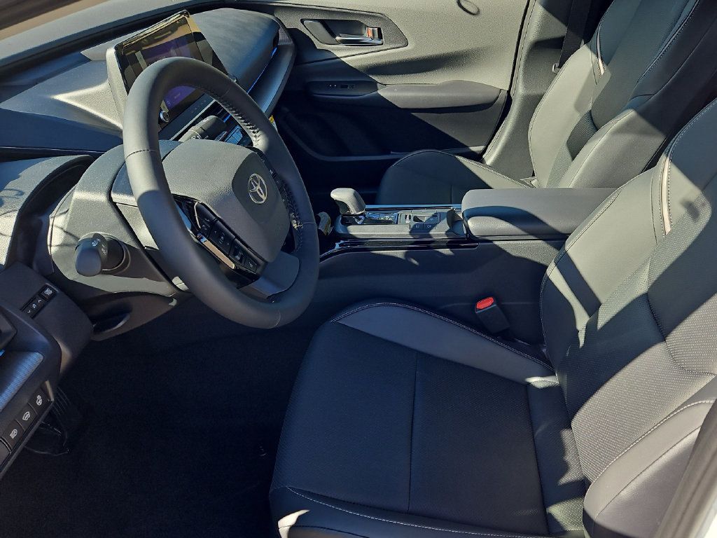 New 2027 Toyota Prius XLE AWD/4WD image 18