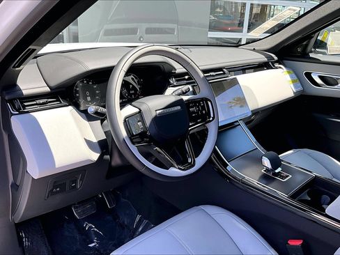 New 2026 Land Rover Range Rover Velar Dynamic SE AWD/4WD image 6