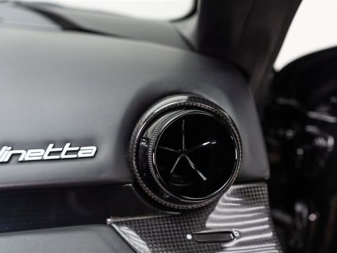 Used 2014 Ferrari F12 Berlinetta RWD image 69