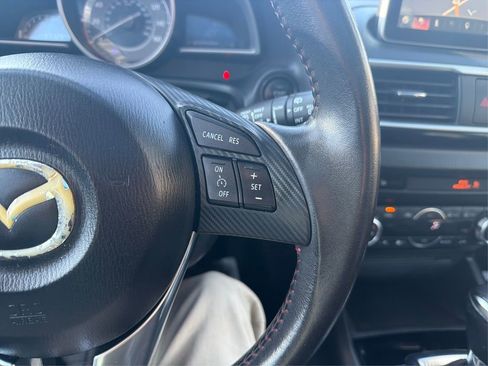 Used 2014 MAZDA MAZDA3 i Grand Touring image 48