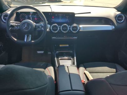New 2024 Mercedes-Benz GLB 250
