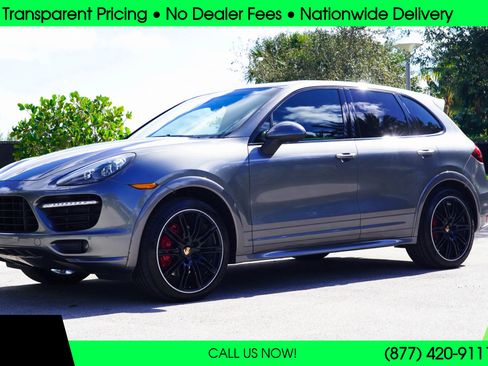 Used 2014 Porsche Cayenne GTS image 12