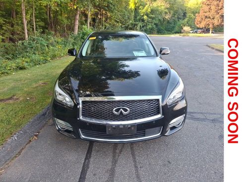 Used 2015 INFINITI Q70 L 3.7 w/ Deluxe Touring Package AWD/4WD image 3
