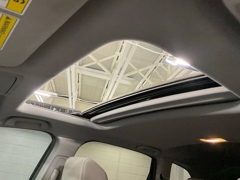 Certified 2020 Honda CR-V Touring image 28