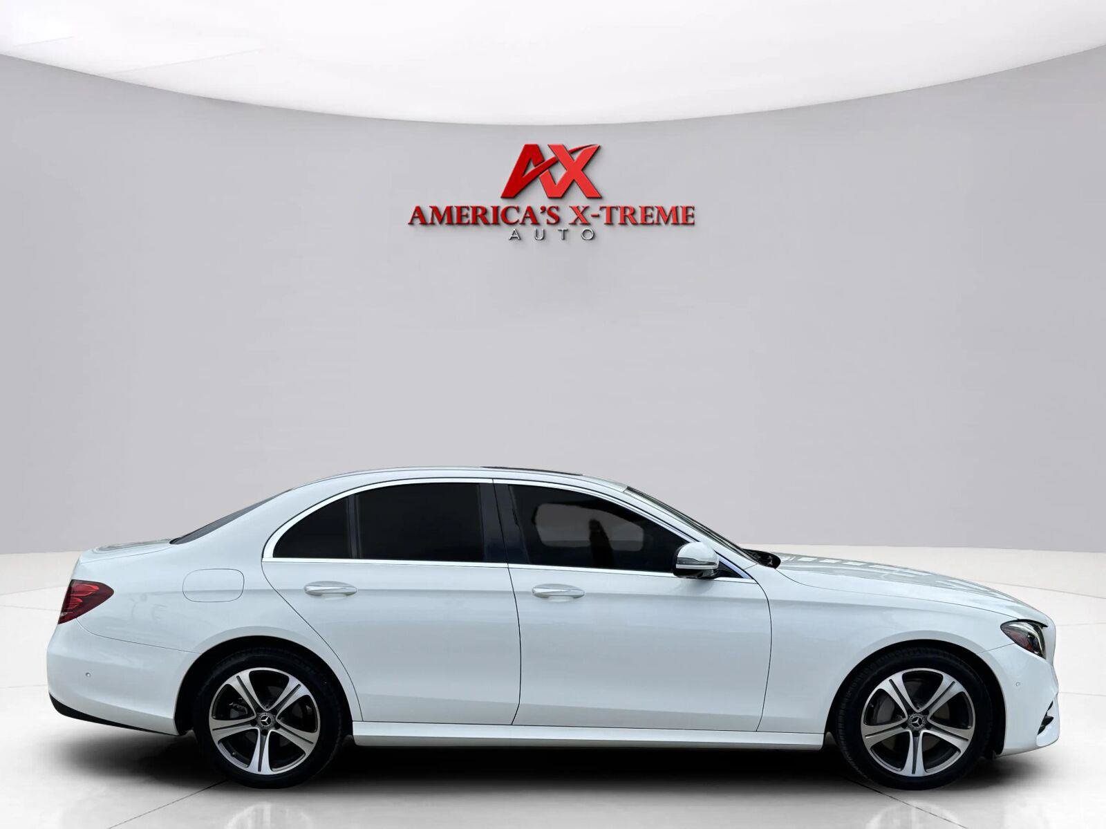 Used 2020 Mercedes-Benz E 350 4MATIC Sedan image 7