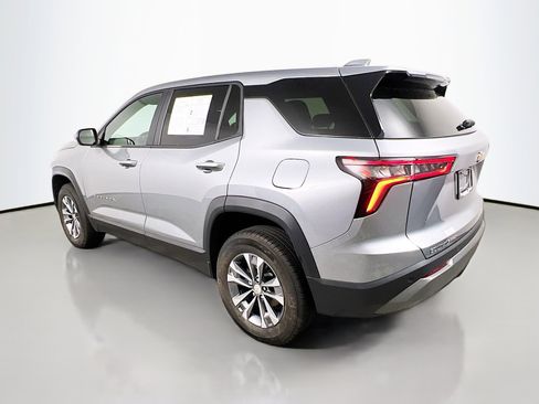 Used 2025 Chevrolet Equinox LT image 8