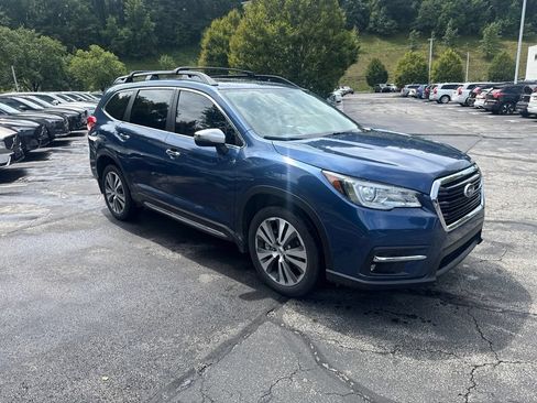 Used 2022 Subaru Ascent Touring AWD/4WD image 8