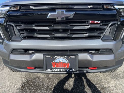 Used 2025 Chevrolet Colorado Z71 w/ Technology Package image 31